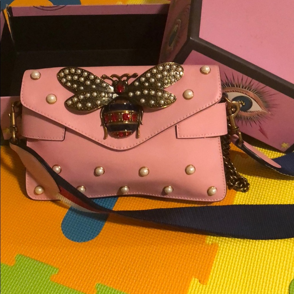 Gucci cross bag,used twice.